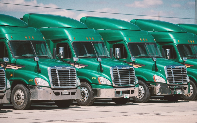 logistics-lp-trucks-fleet
